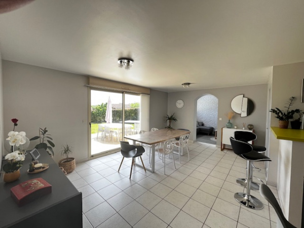 Offres de vente Maison chateau larcher 86370